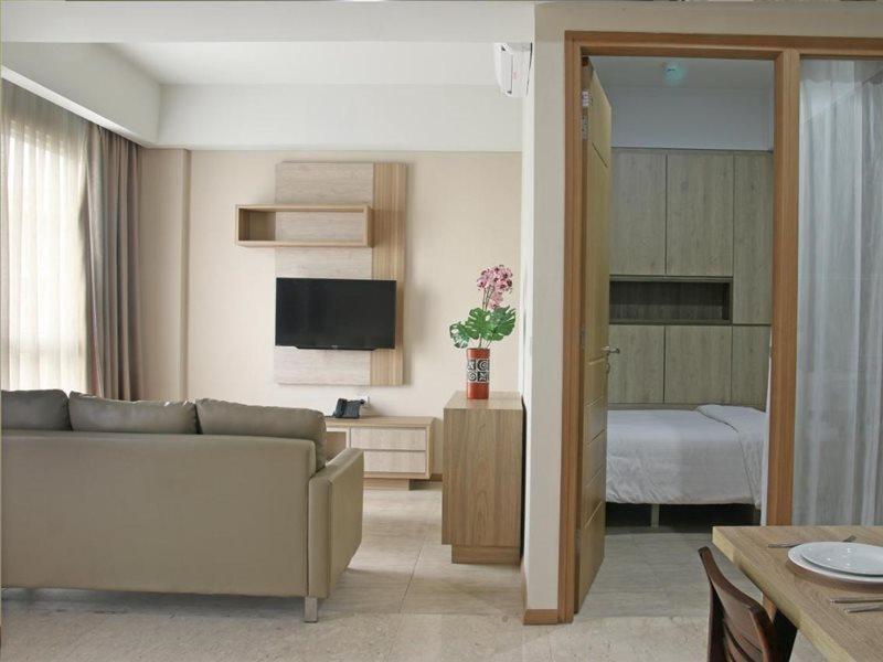 Graha Makara Suite Hotel & Residence Cikarang Ngoại thất bức ảnh