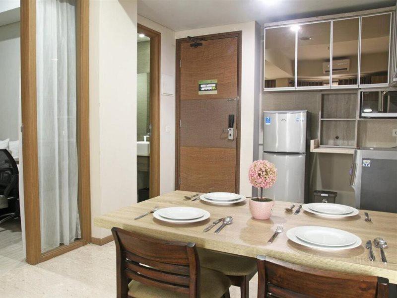 Graha Makara Suite Hotel & Residence Cikarang Ngoại thất bức ảnh