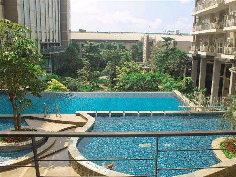 Graha Makara Suite Hotel & Residence Cikarang Ngoại thất bức ảnh