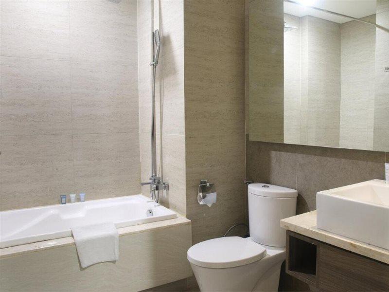 Graha Makara Suite Hotel & Residence Cikarang Ngoại thất bức ảnh